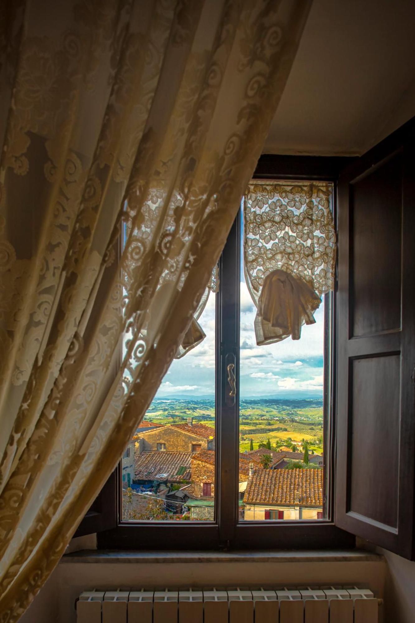 Апартаменти Casa Il Castello Ґамбассі-Терме Екстер'єр фото